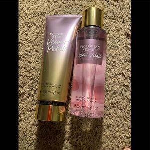 Victoria Secret Velvet Petals Set